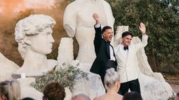 La boda de la que todos hablan: 5 universos, novios de esmoquin y Violeta Mangriñán o Xuso Jones entre los invitados