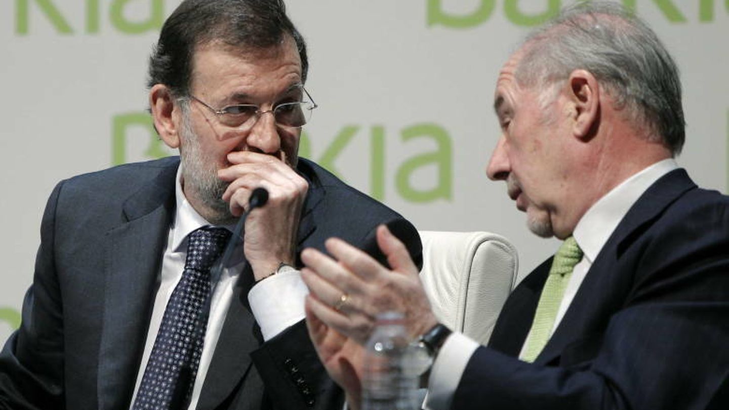 Rajoy pide a la banca que no niegue el crédito a las empresas y a las familias solventes