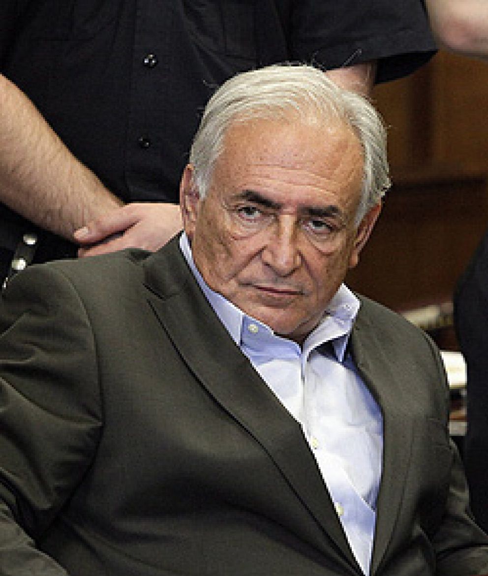 Foto: Amigos de Strauss-Kahn ofrecieron dinero a la presunta víctima, según un diario
