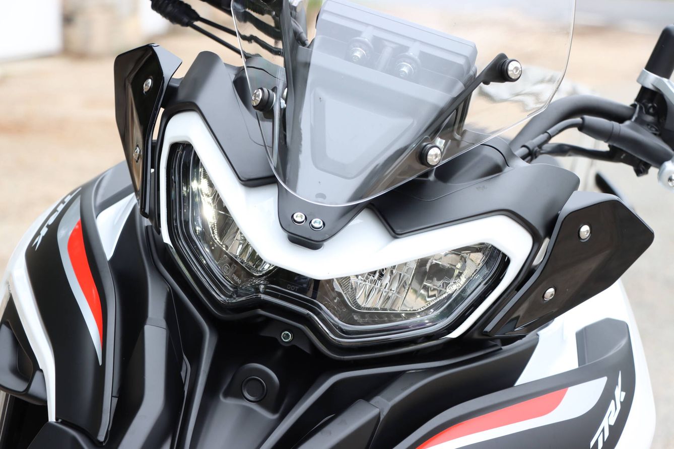 La iluminación de la nueva moto de Benelli es Full LED.