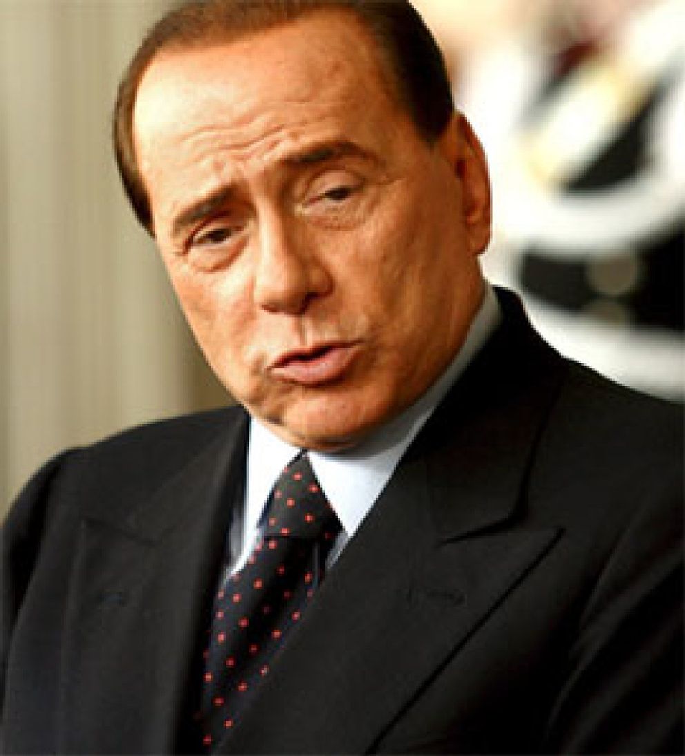 Foto: Berlusconi dice que Monti deja Italia "mucho peor" y que hay una "estrategia alemana" tras la crisis