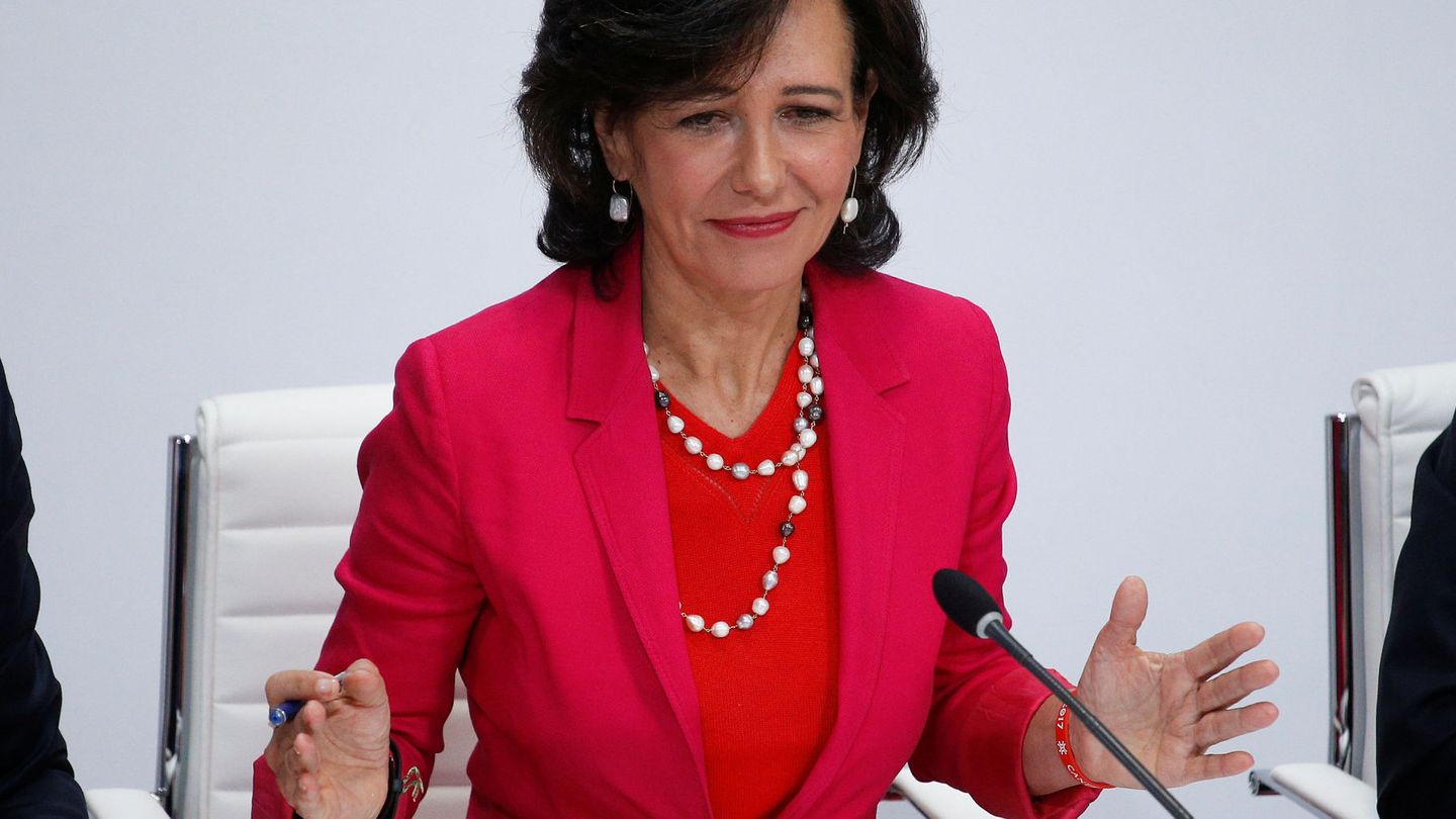 Ana Botín, presidenta de Santander, en la presentación de la compra del Popular, en junio de 2017. (Reuters)