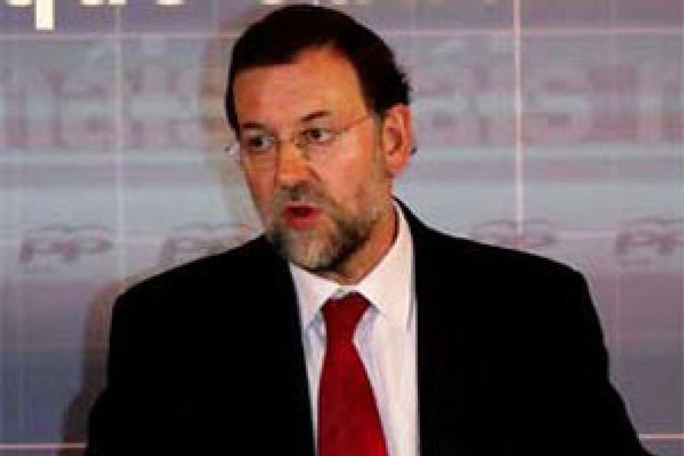 Foto: Mariano Rajoy rechaza la rebaja salarial del 1% que pide la CEOE y culpa al Gobierno de la ruptura del diálogo social