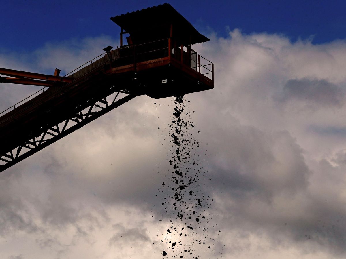 Foto: Operaciones en una mina de níquel. (EFE/Esteban Biba)