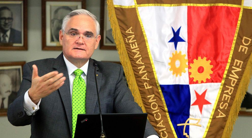 El administrador de la Autoridad del Canal de Panamá, Jorge Quijano. (EFE)