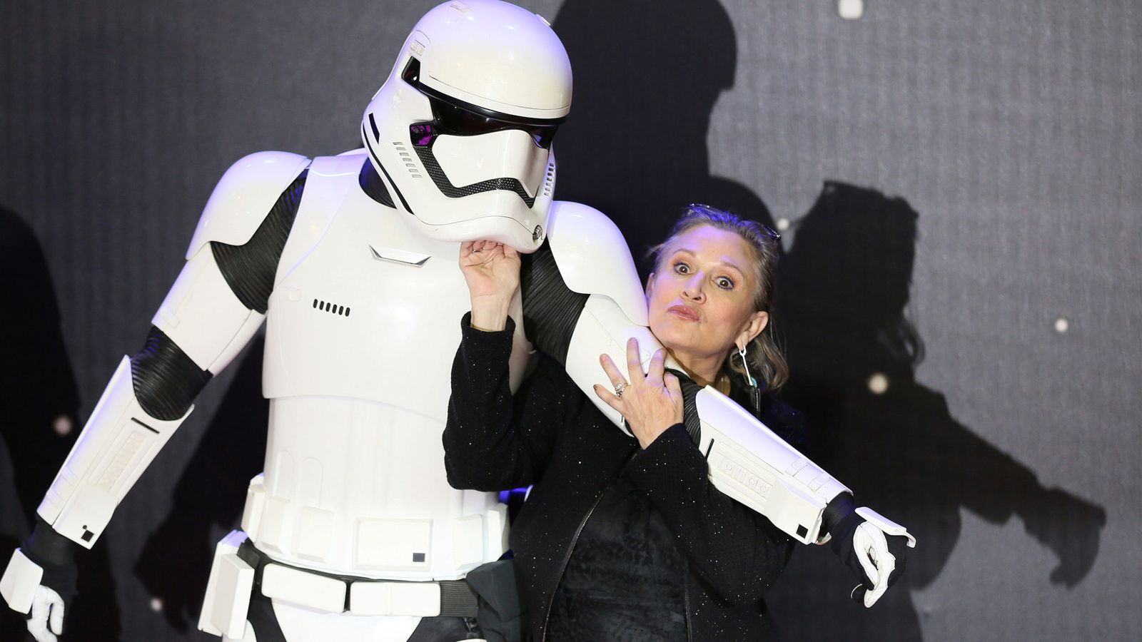 Foto: Imagen de archivo de Carrie Fisher durante el estreno de 'El despertar de la fuerza' en Londres. (Reuters)
