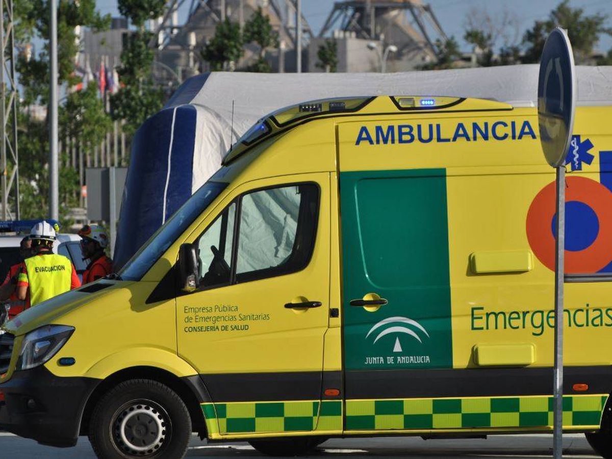 Foto: Una ambulancia de Emergencias. (112 Andalucía)
