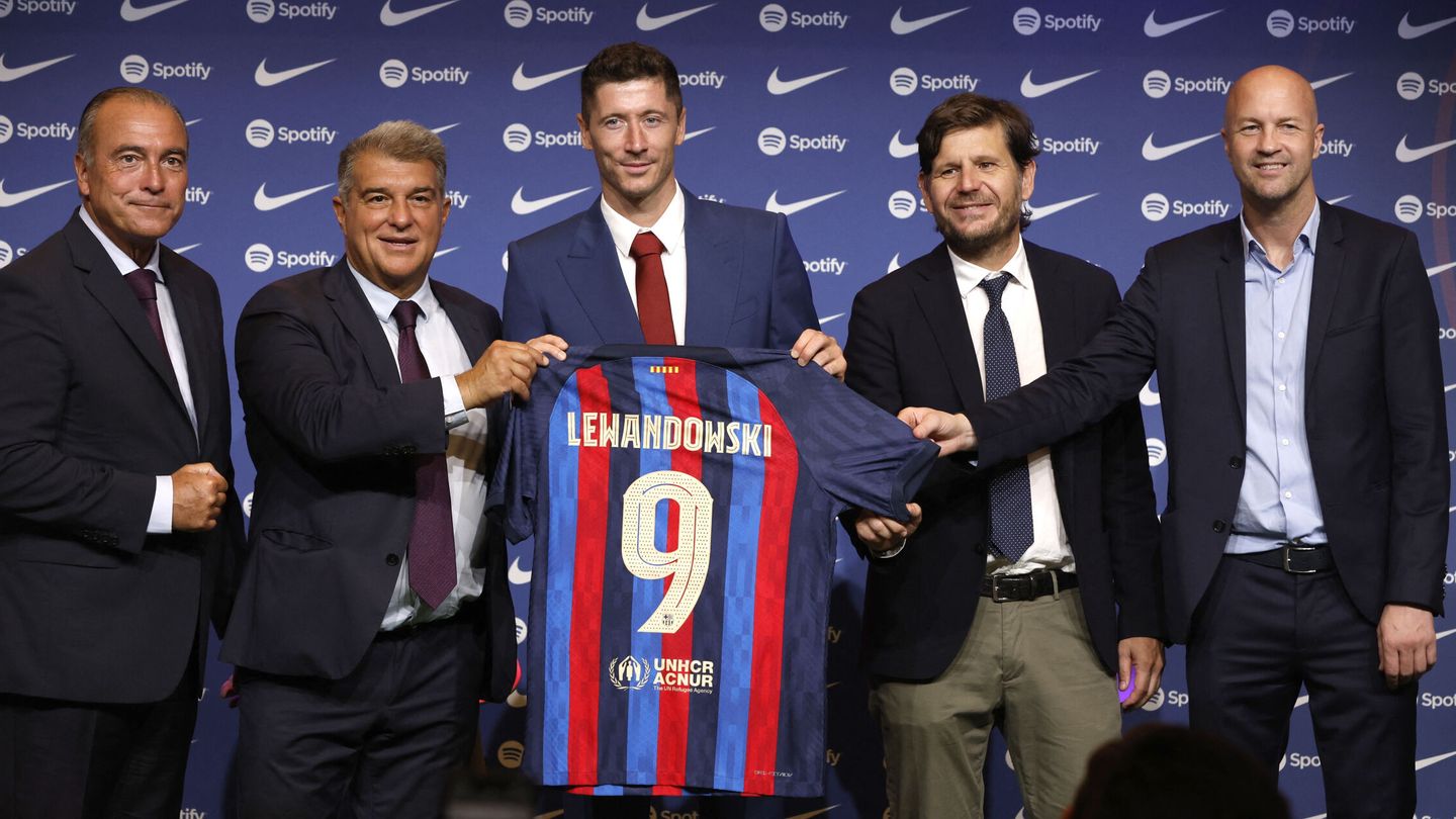 Lewandowski, el fichaje estrella del Barça el pasado verano. (Reuters/Albert Gea)