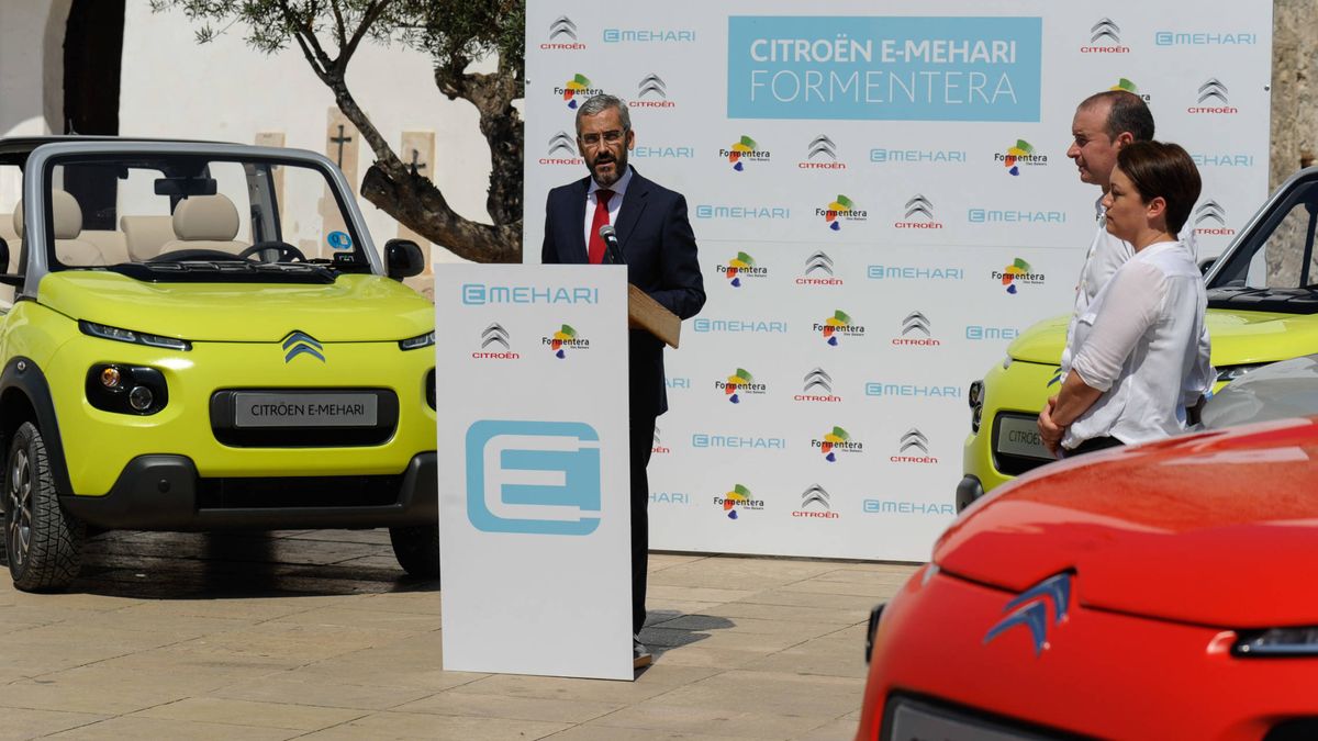 Formentera, pionera en movilidad sostenible de la mano del Citroën E-Mehari