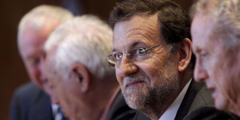 Foto: Rajoy: "Las nuevas medidas sobre la banca solucionarán buena parte de los problemas"