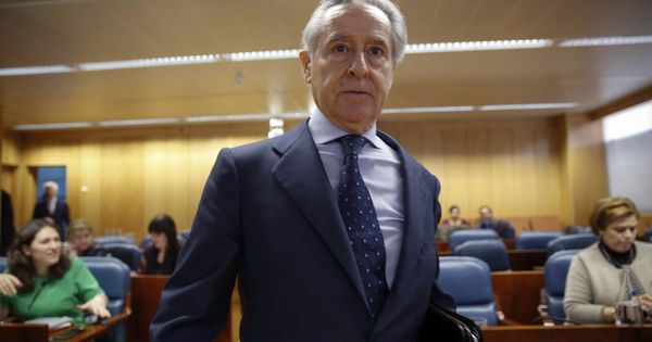 Foto: Miguel Blesa, cuando compareció en la Asamblea de Madrid. (EFE)