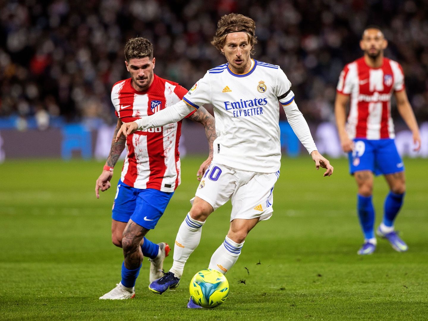 Luka Modric en el partido contra el Atlético de Madrid