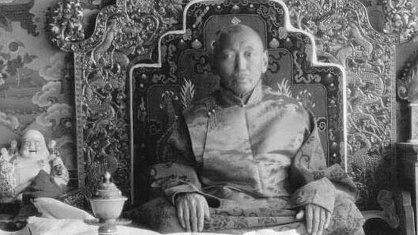 El XIII Dalái Lama en 1932, un año antes de su muerte. (Wikimedia commons)