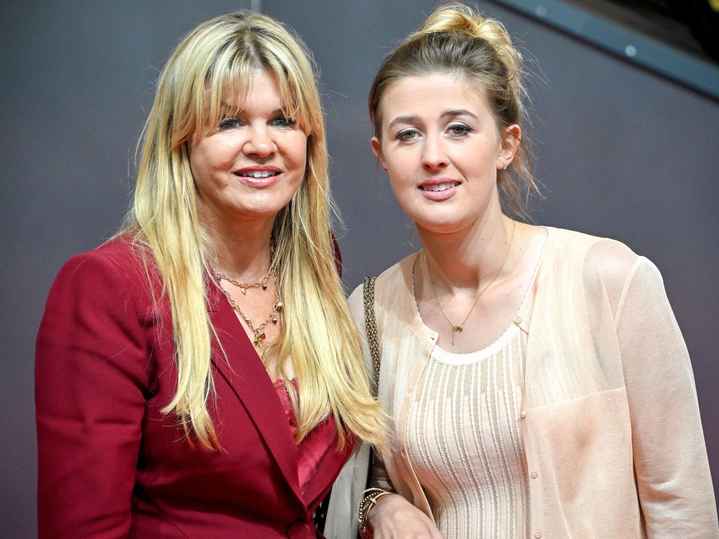 Corinna Schumacher y su hija Gina-Maria. (EFE)