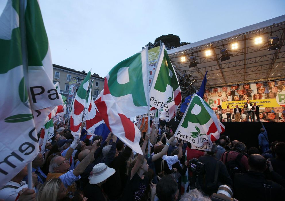 Foto: El primer ministro Matteo Renzi durante un mitin de campaña en Roma (Reuters).