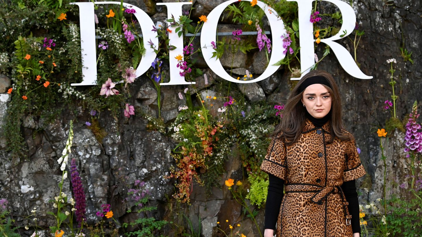 Maisie Williams, star of Game of Thrones, attends a Christian Dior cruise show at Drummond castle, in Perthshire, Scotland, Britain June 3, 2024. REUTERS Lesley Martin