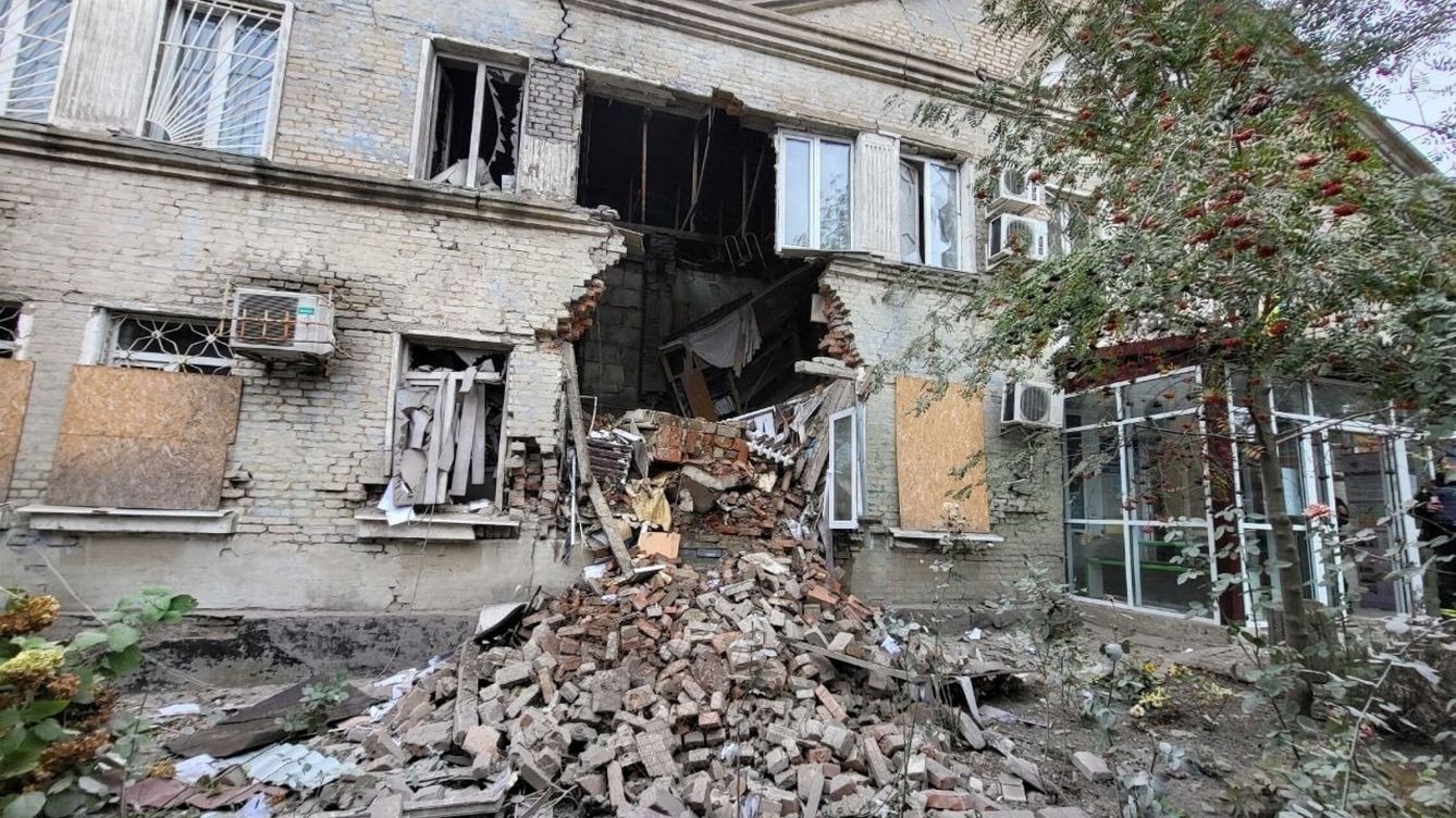 Foto: Edificio dañado en Pokrovsk por misiles rusos (REUTERS)