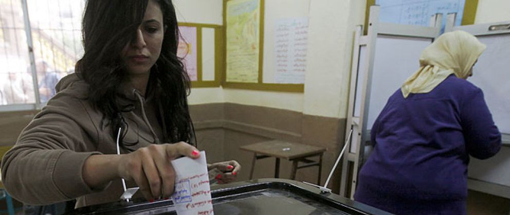 Foto: La tensión parte en dos las urnas en Egipto