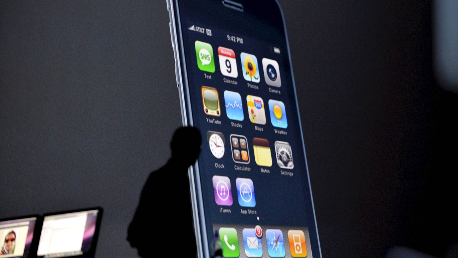 Hasta los jóvenes huyen de Android: así logra Apple que se dejen 1.000 € en  un iPhone