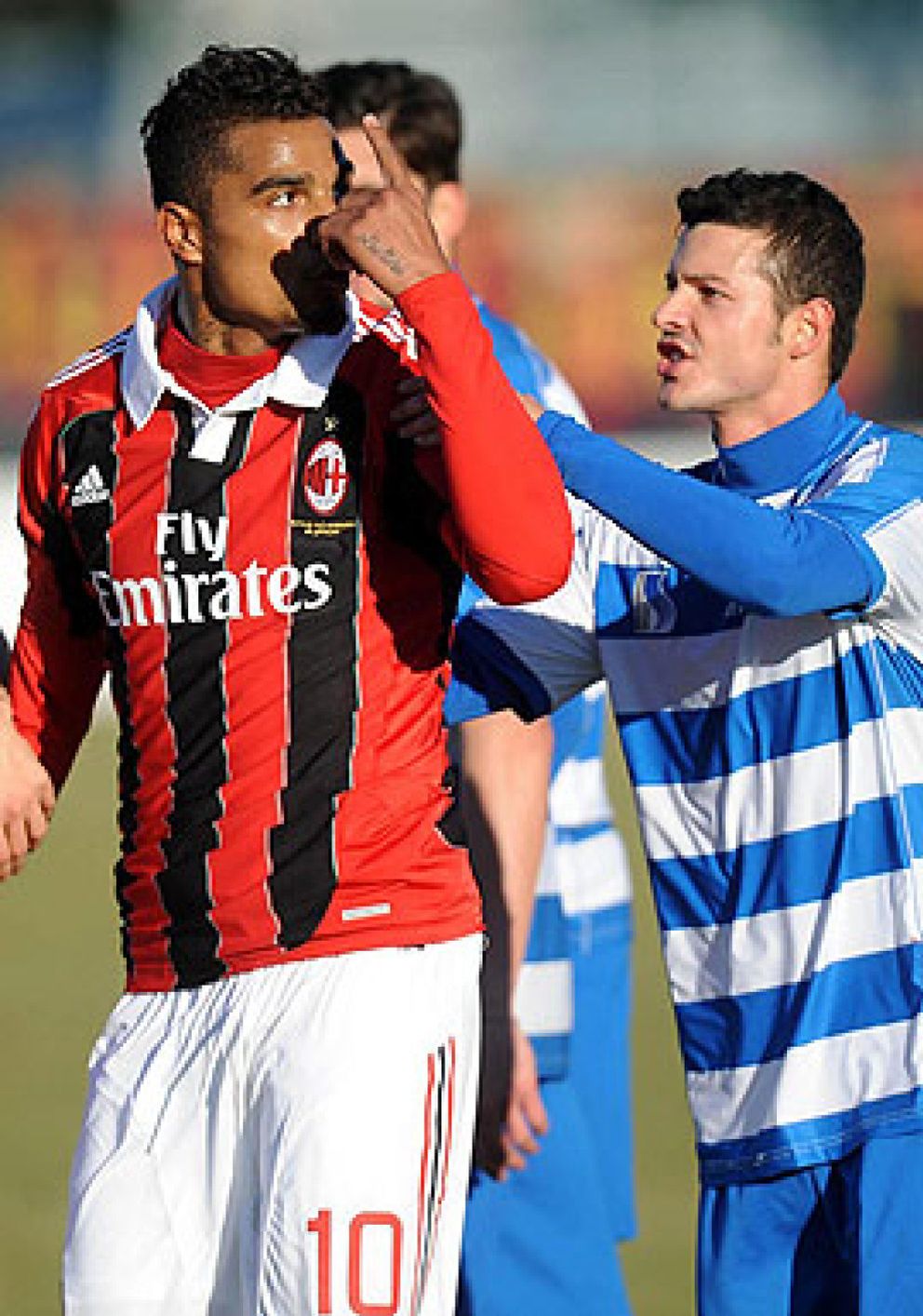 Foto: Los jugadores del AC Milan abandonan un partido amistoso tras recibir insultos racistas