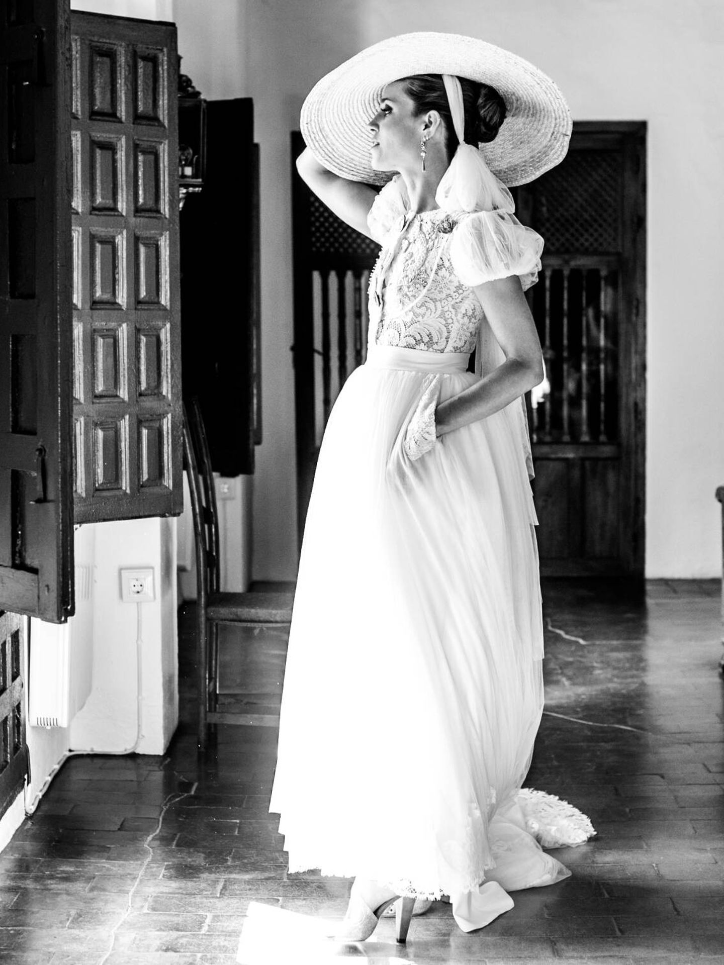 Isabel Muñoz Rojas, vestida de novia por Roberto Diz. (Cortesía/Couche Photo)