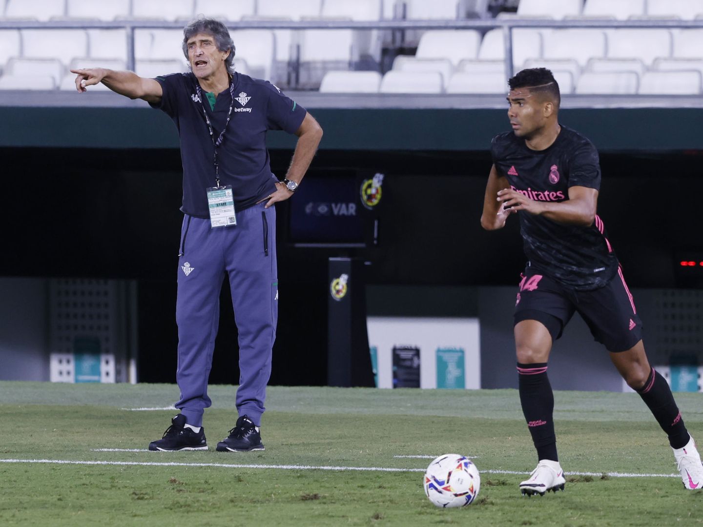 Pellegrini, durante el partido de la última jornada. (Reuters)