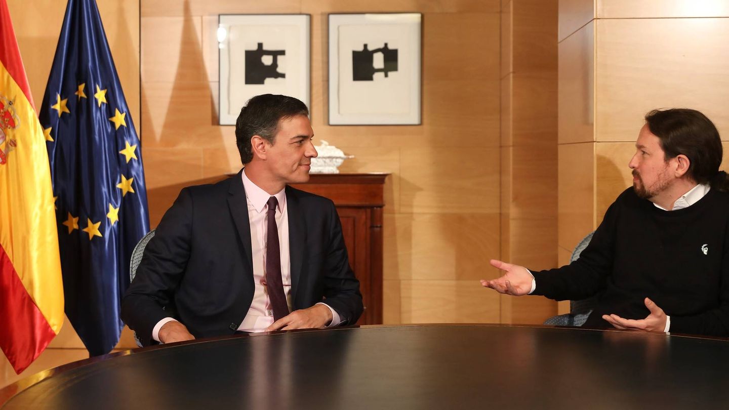 Pedro Sánchez y Pablo Iglesias, durante su reunión en el Congreso, el pasado día 11. (Inma Mesa | PSOE)