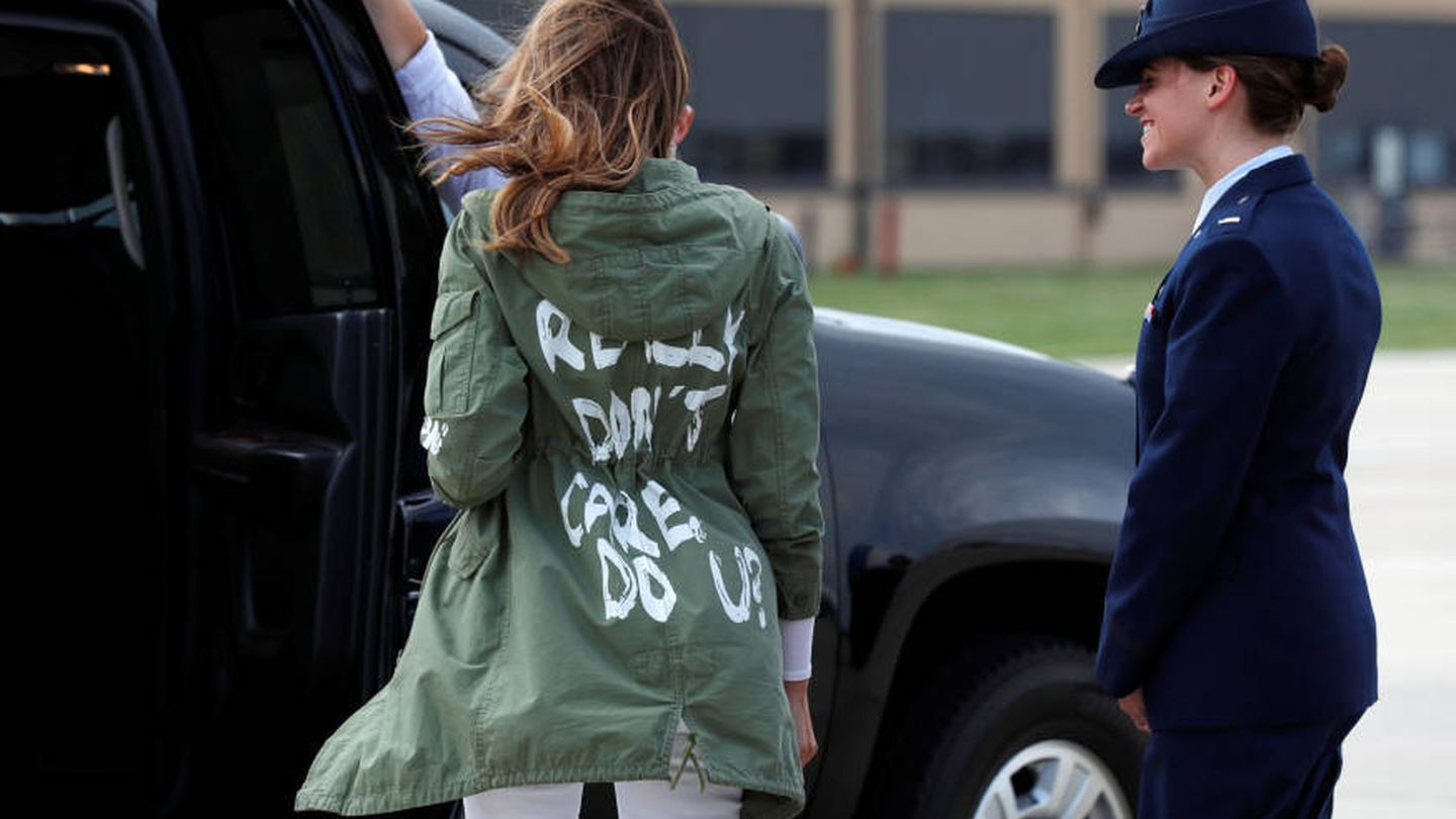 Melania Trump, con la chaqueta de Zara. (Reuters)