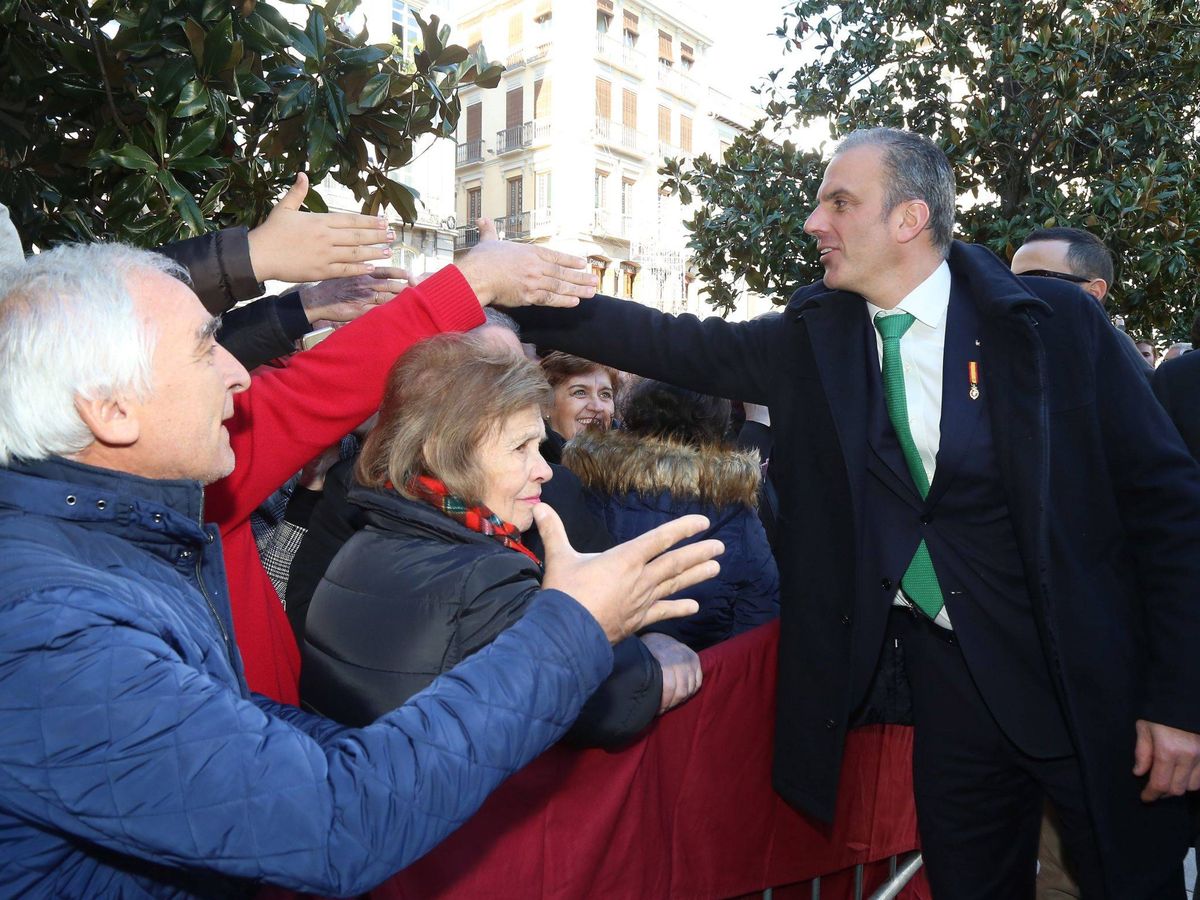Foto: El secretario general de Vox, Javier Ortega Smith, en un acto en Granada. (EFE)