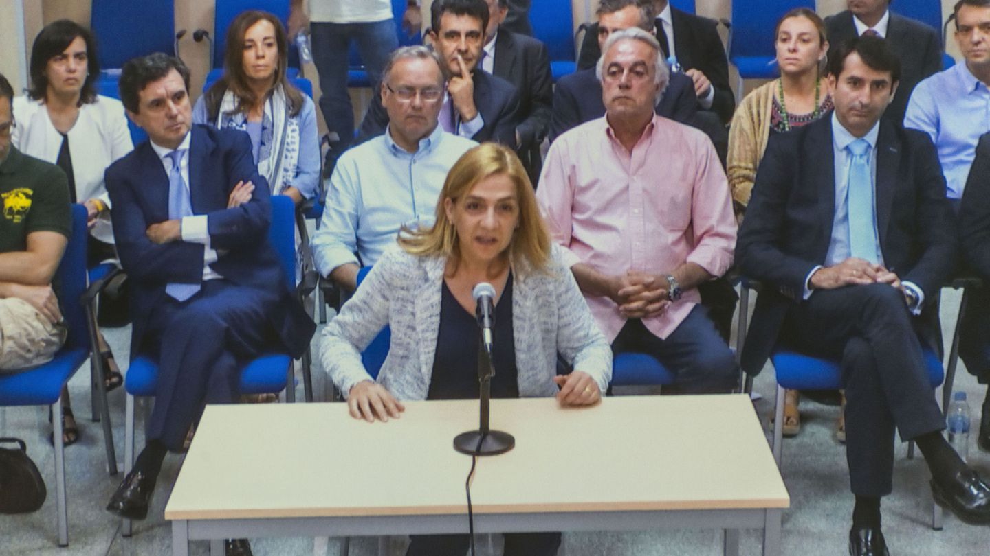 La infanta durante su declaración en el juicio. (EFE)