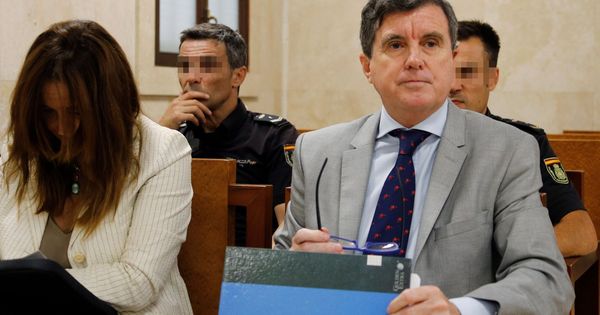 Foto: El ex presidente balear Jaume Matas, en un juicio en la Audiencia de Palma. 