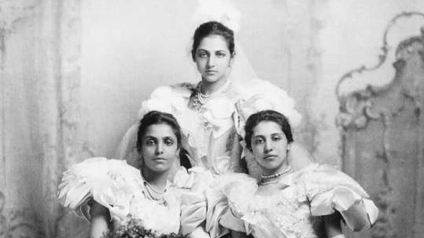 De izquierda a derecha: Bumba, Catherina y Sophia. Fuente: Wikipedia