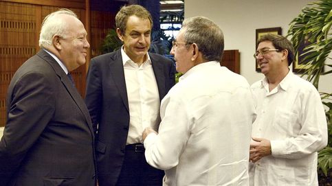 La gira 'lobbista' de Zapatero y Moratinos: petróleo y mercancías
