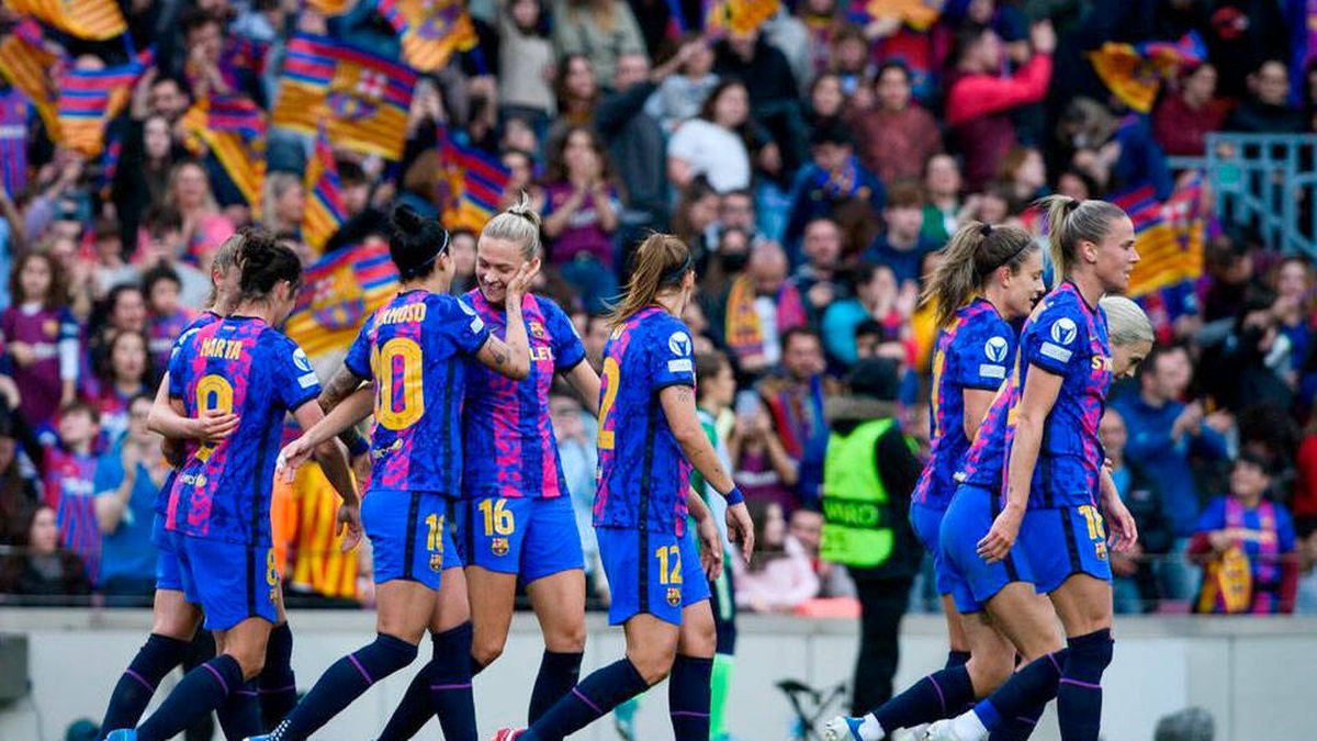 La liga de fútbol femenino se acerca a su estreno sin conocer todavía donde se emitirá