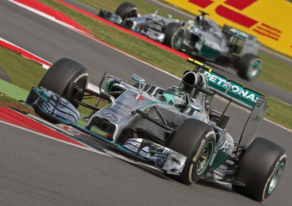 Foto: Nico Rosberg rodando por el trazado de Silverstone.