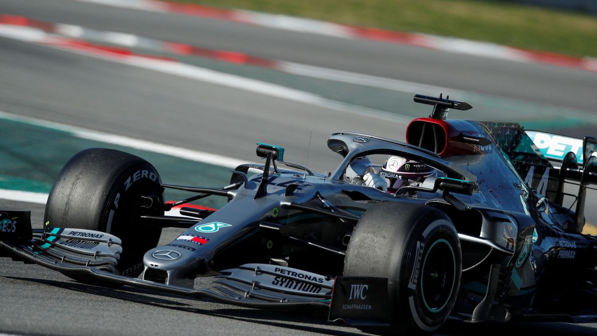 ¿Trampas en la Fórmula 1? El misterioso movimiento del volante de Mercedes