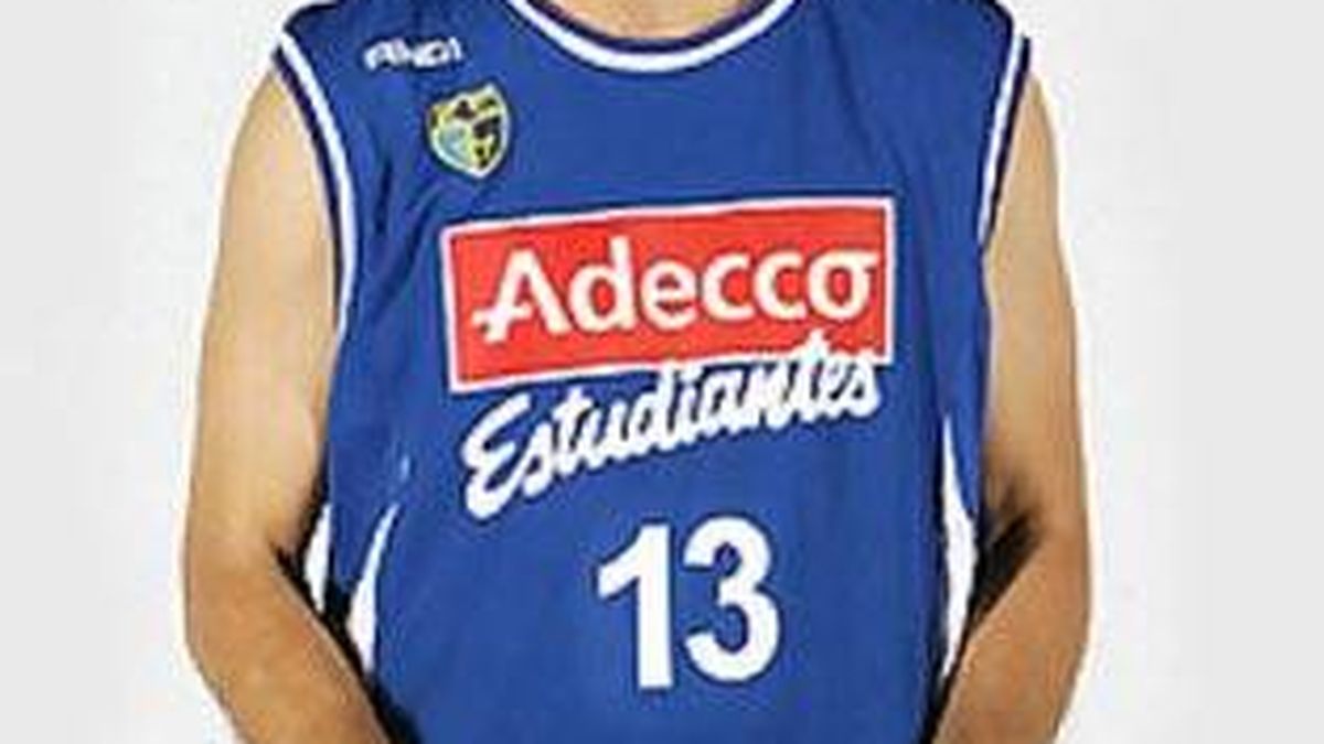 Nacho Azofra, carismático jugador del basket español, ingresado por neumonía