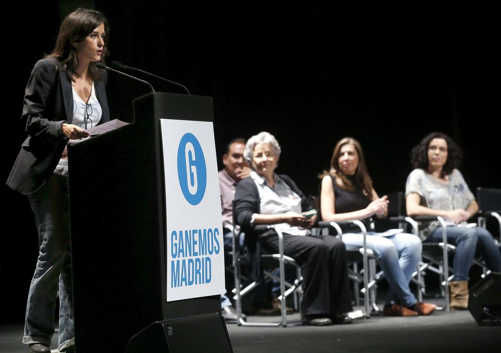 Foto: La periodista Olga Rodríguez se encargó de abrir el acto de presentación pública de Ganemos Madrid en el Círculo de Bellas Artes. (EFE)