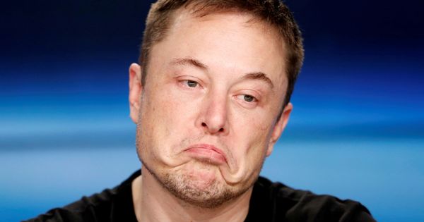Foto: Elon Musk, ante sus peores momentos (Reuters/Joe Skipper)