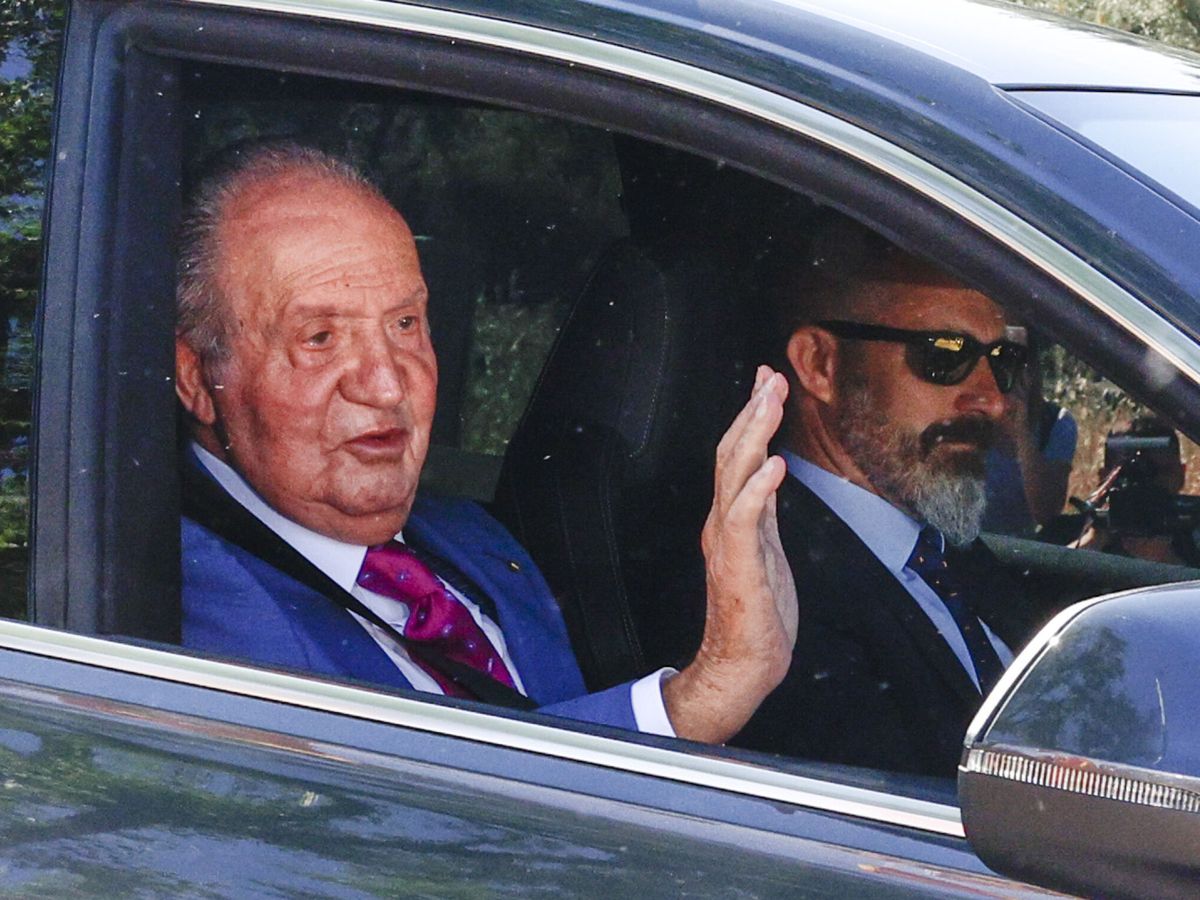 Foto: El rey Juan Carlos llega a Zarzuela. (EFE/Rodrigo)