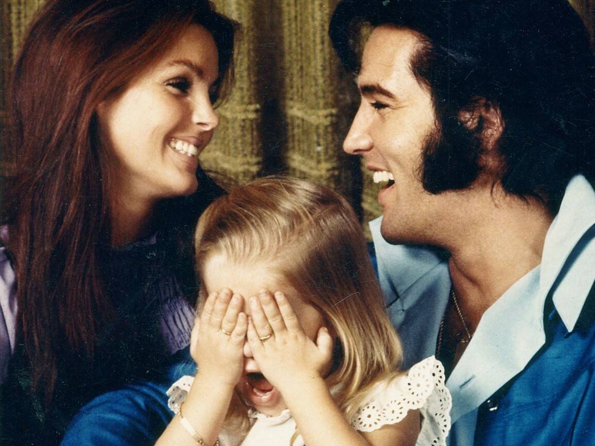 Foto: Elvis y Priscilla con su hija, en una imagen de archivo. (AL)