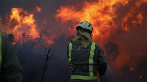 Prohibidas las 'fake news' y pasear por montes de riesgo: la nueva ley gallega de incendios