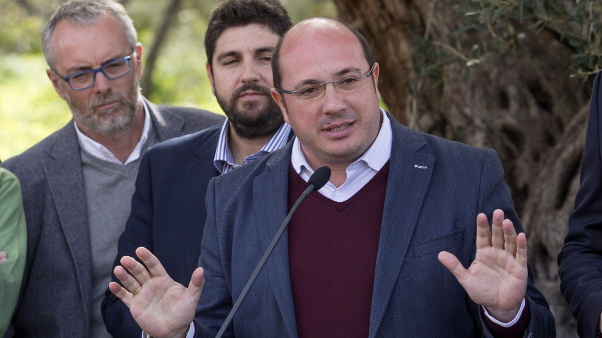 Pedro Antonio Sánchez desoye a Ciudadanos y anuncia que dimitirá solo cuando haya "imputación formal" 
