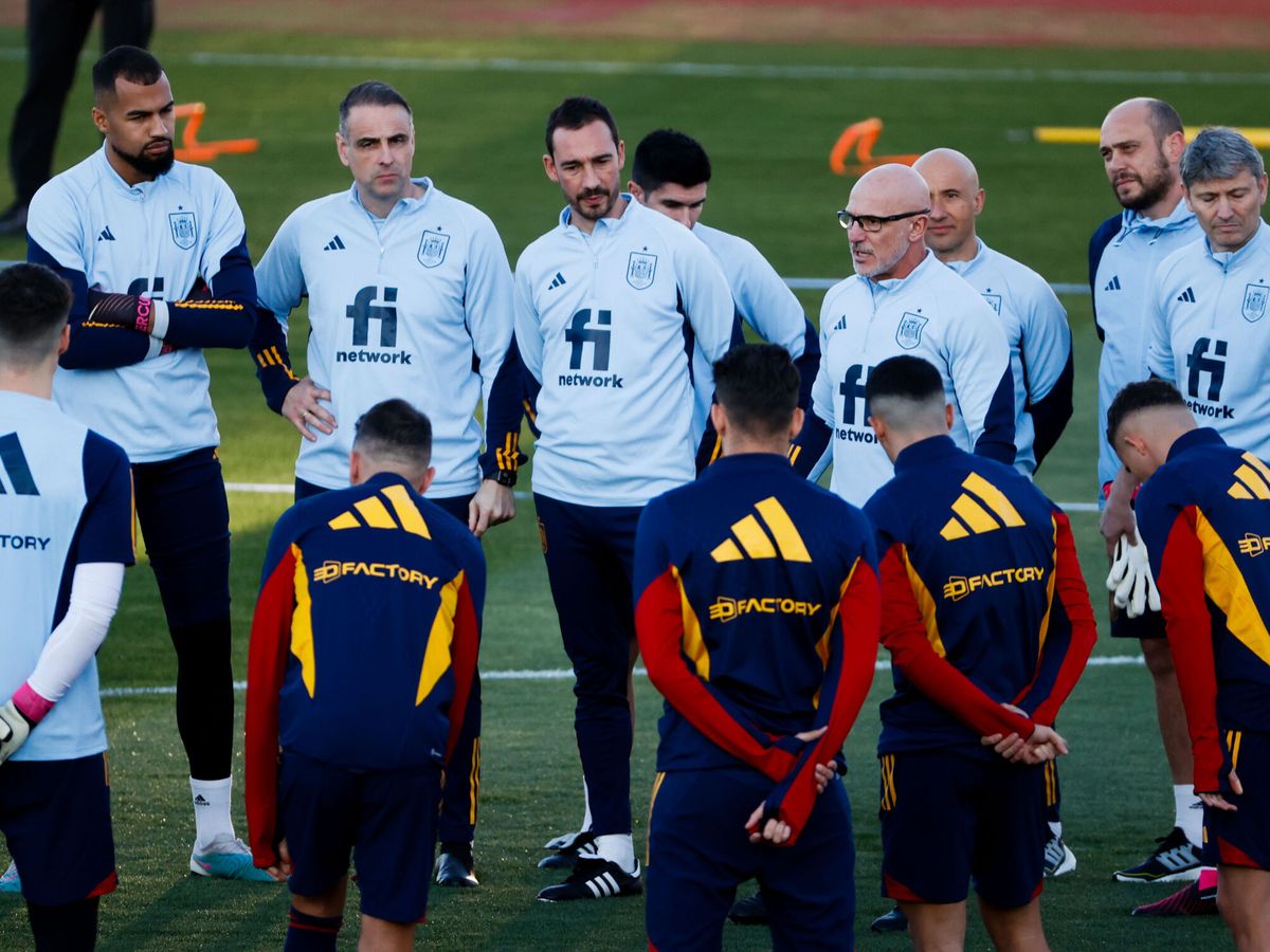 Foto: Última concentración de la Selección española. (EFE/Mariscal)