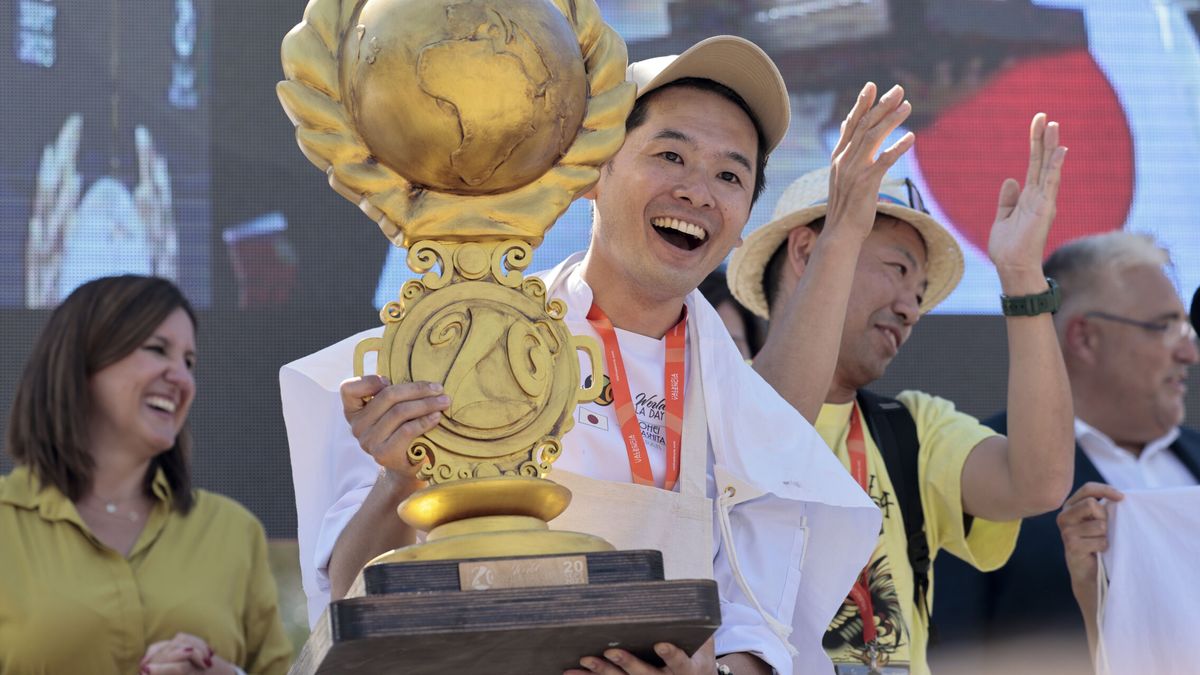 Un chef japonés gana un concurso internacional de paellas en Valencia con una receta de lo más peculiar