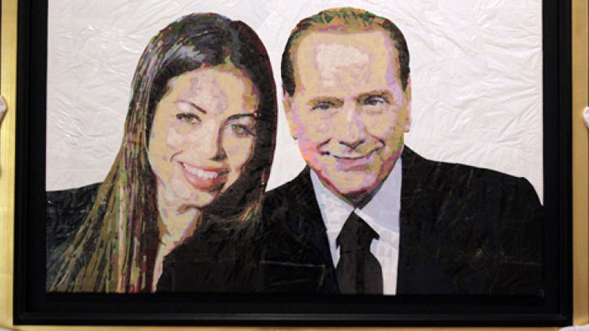 El fiscal denuncia que que en casa de Berlusconi había un "sistema de prostitución"
