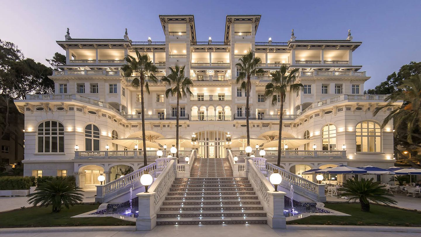 Fachada del Gran Hotel Miramar de Málaga.
