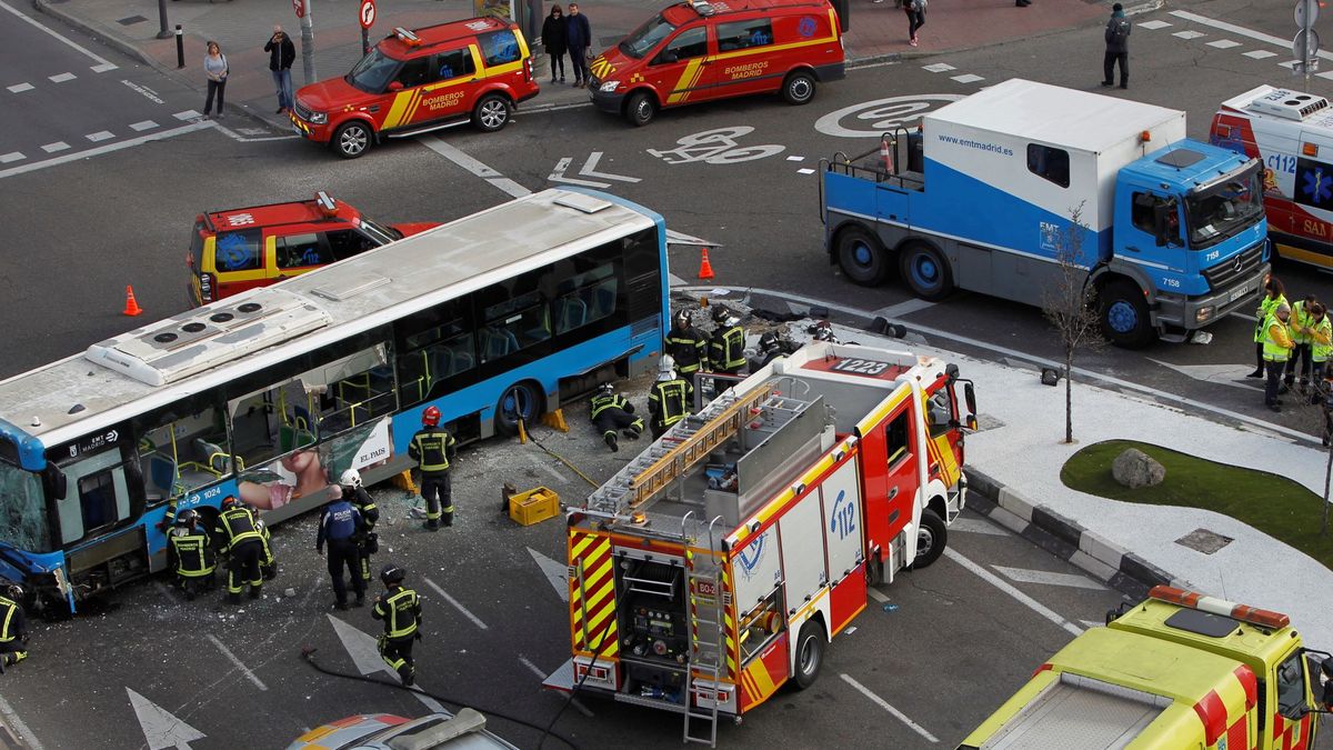 Un bus de la EMT de Madrid sufre un accidente dejando cinco heridos leves