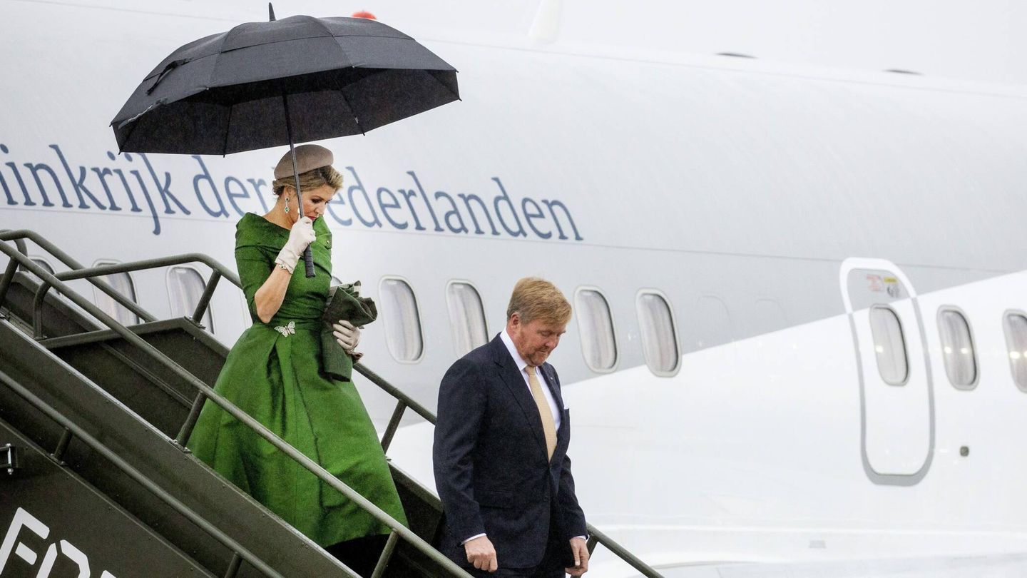 Guillermo y Máxima, a su llegada a Oslo. (Cordon Press)