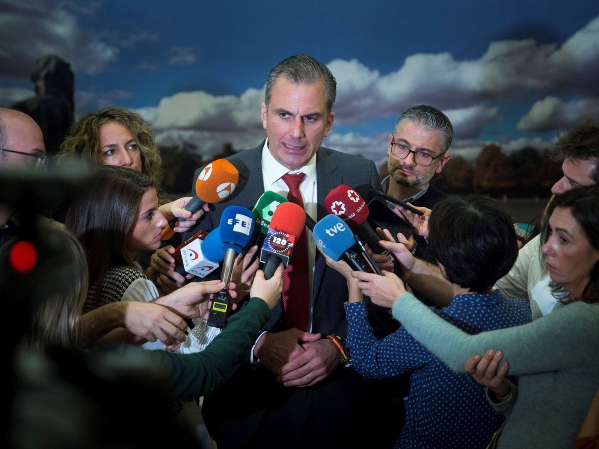 Foto: El PSOE pide la reprobación de Ortega Smith en el Ayuntamiento de Madrid.